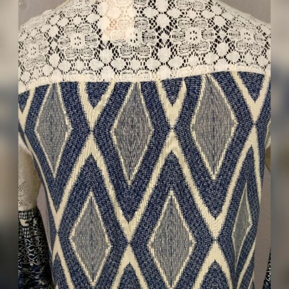 Flying Tomato lace bell sleeve boho top Small - Picture 7 of 10